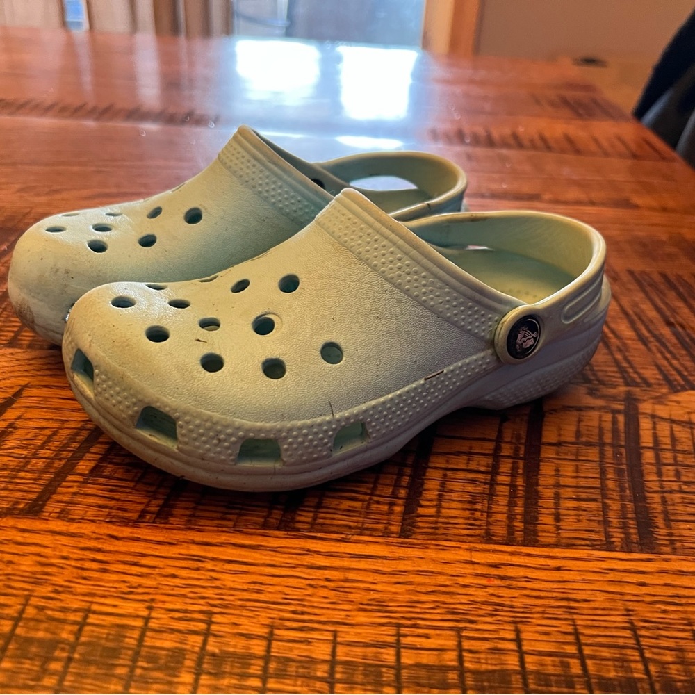Girls Crocs
